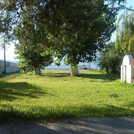 Apartments Skardoutsou Агиокампос Екстериор снимка