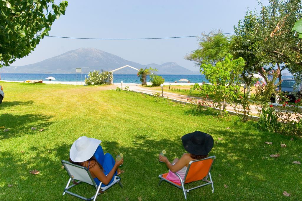 Apartments Skardoutsou Агиокампос Екстериор снимка